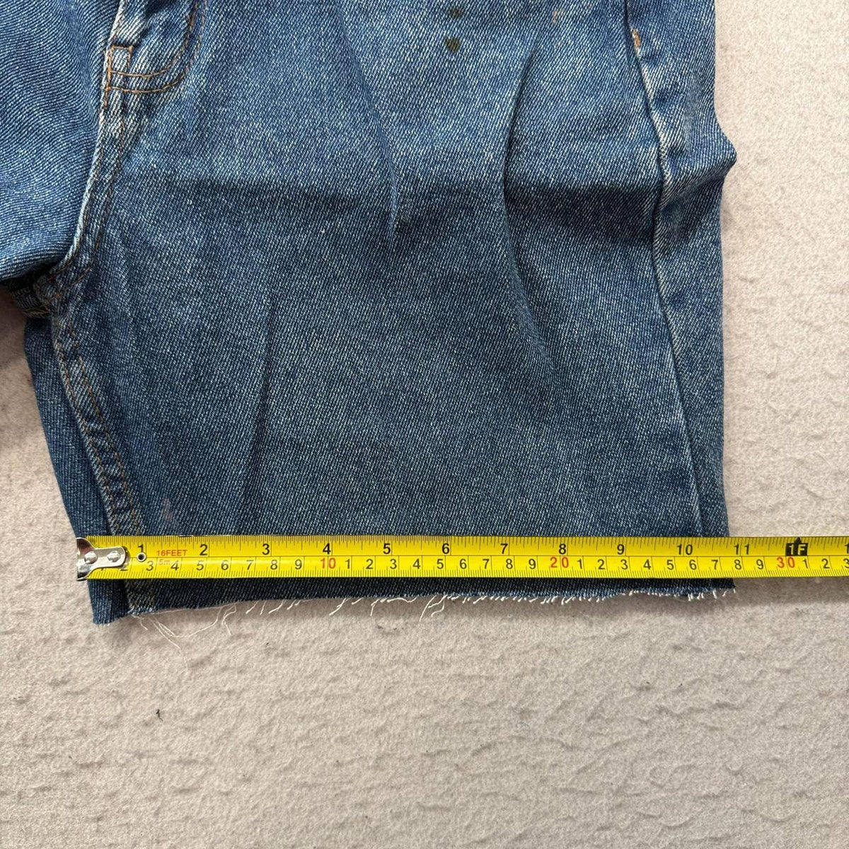 Vintage Y2K 2000's Women's Distressed Faded Denim Shorts
