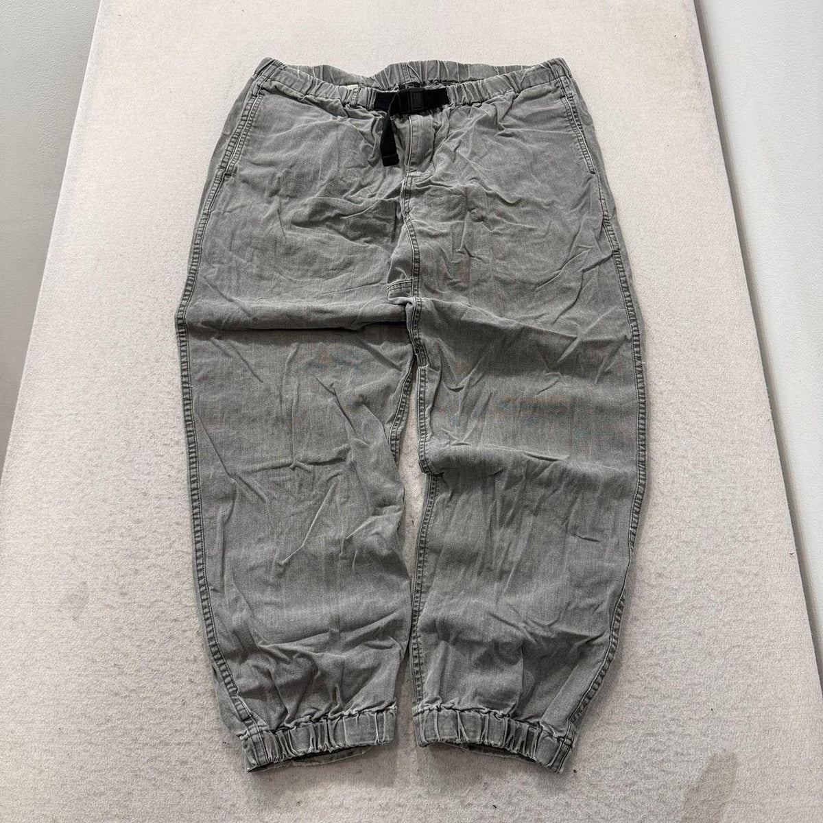 Vintage Y2K 2000's Early Winters Grey Baggy Jogger Pants
