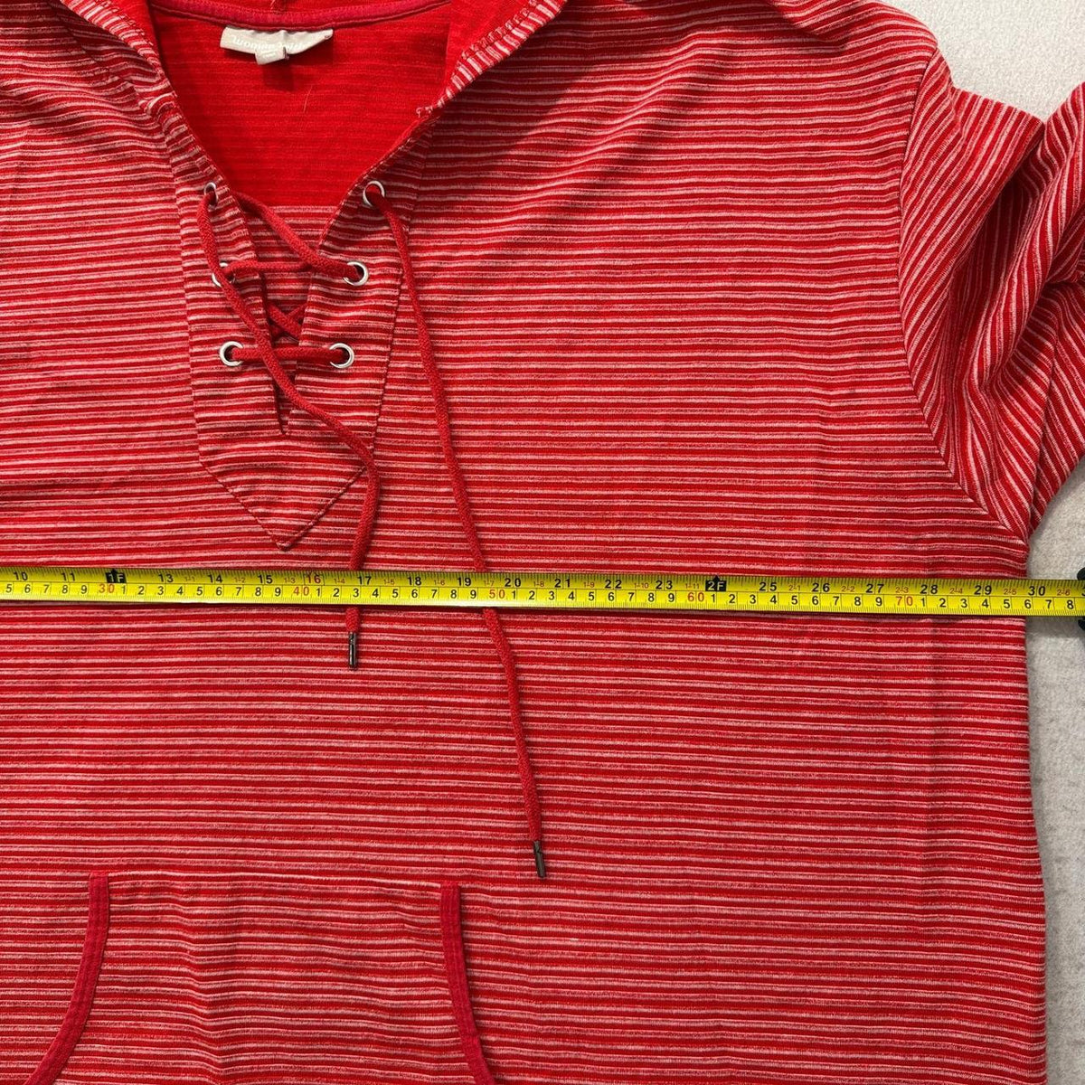 Vintage Y2K 2000's Women's Red Striped Oversized Pullover Hoodie