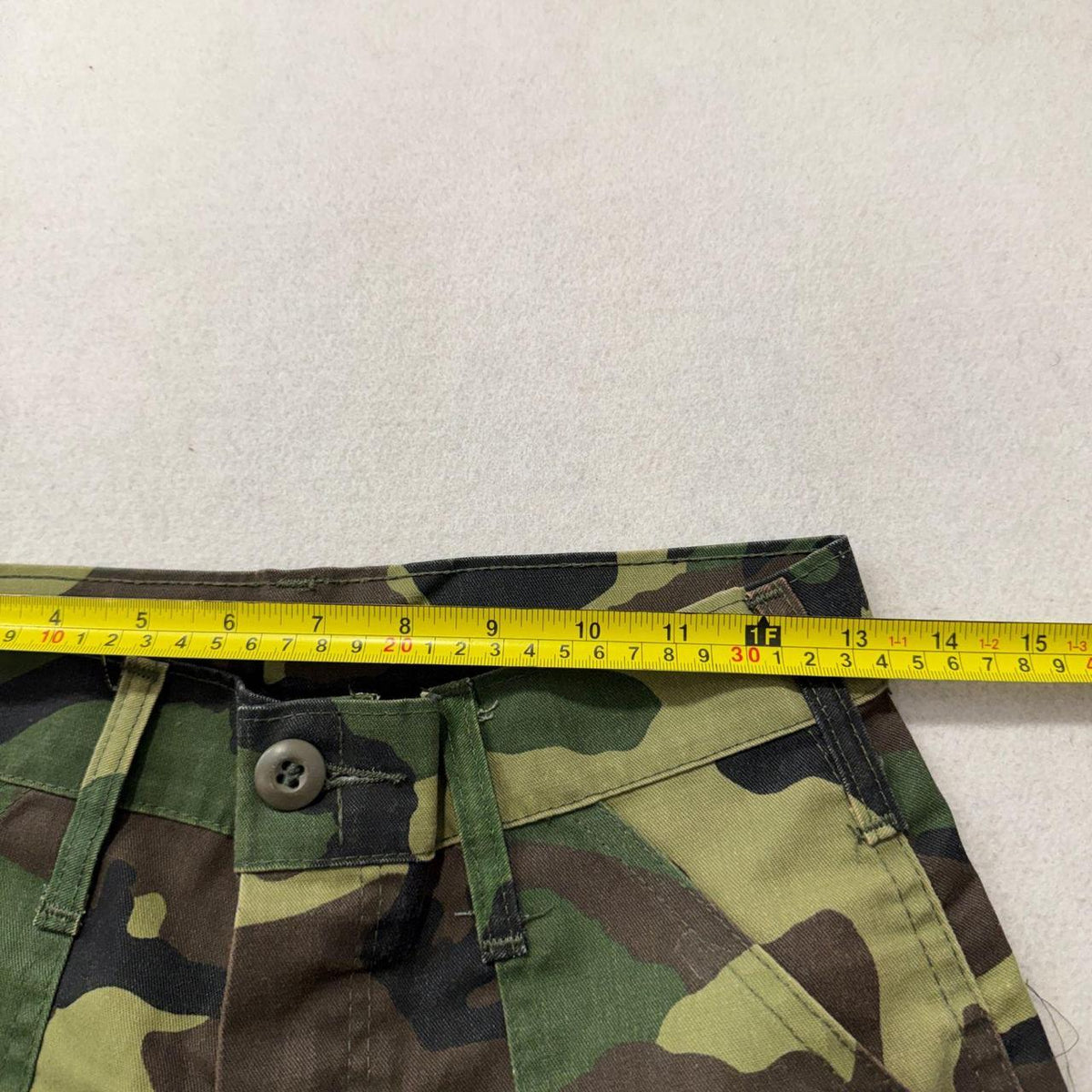 Vintage Y2K 2000's Baggy Camo Cargo Pants