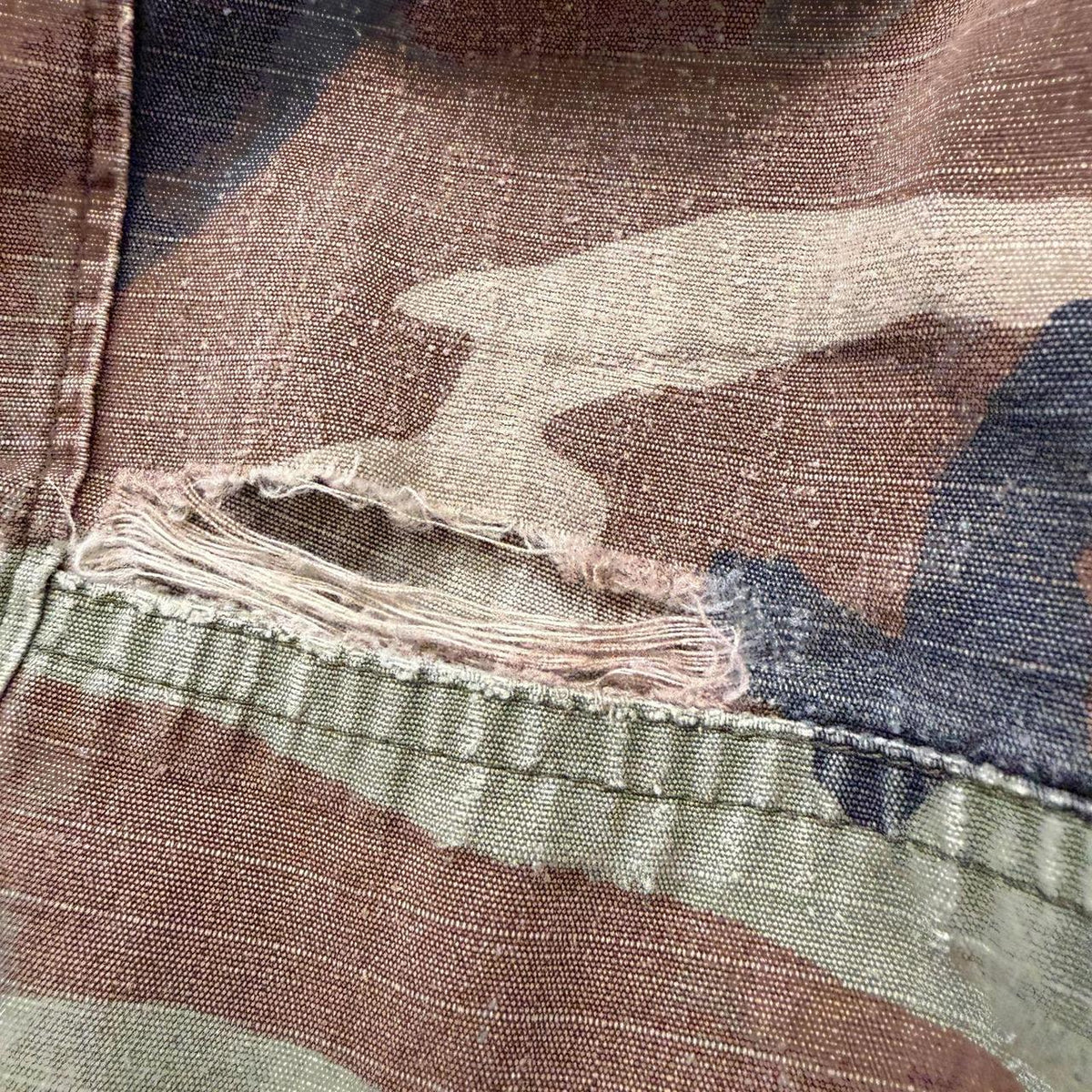 Vintage Y2K 2000's Baggy Camo Cargo Pants