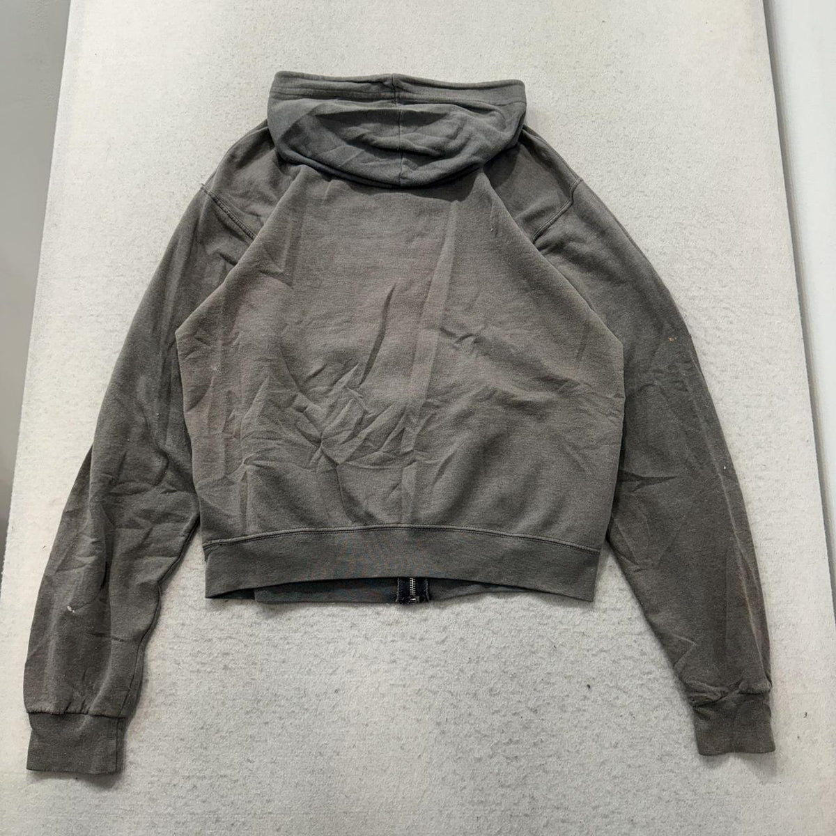 Vintage Y2K 2000's Fruit of the Loom Grey Faded Oversized Zip Up Hoodie
