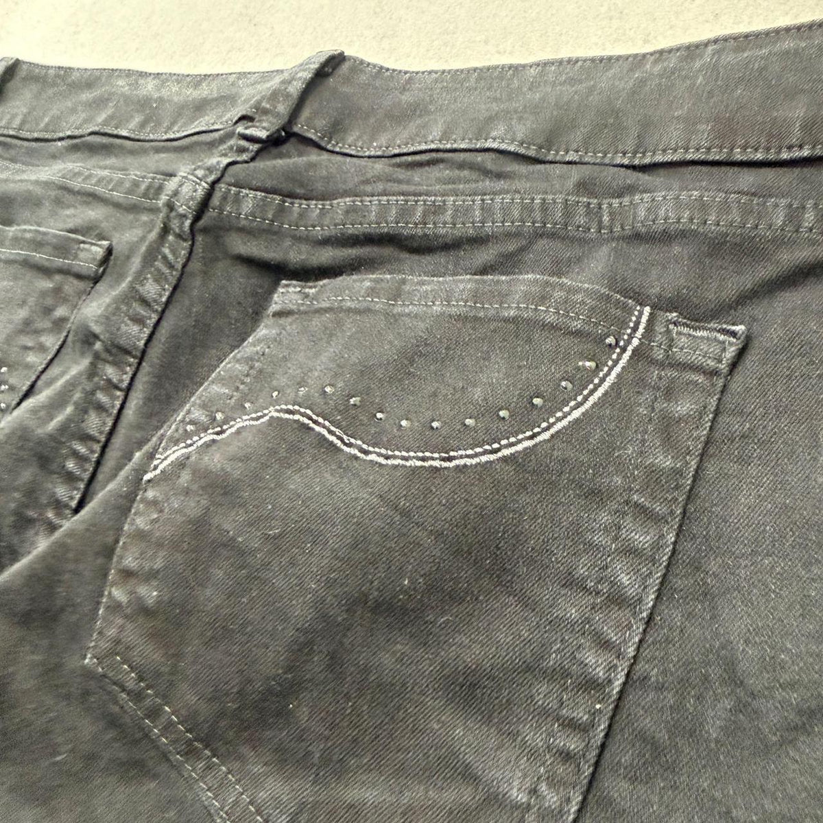 Vintage Y2K 2000's Women's Lee Black Denim Bootcut Jeans