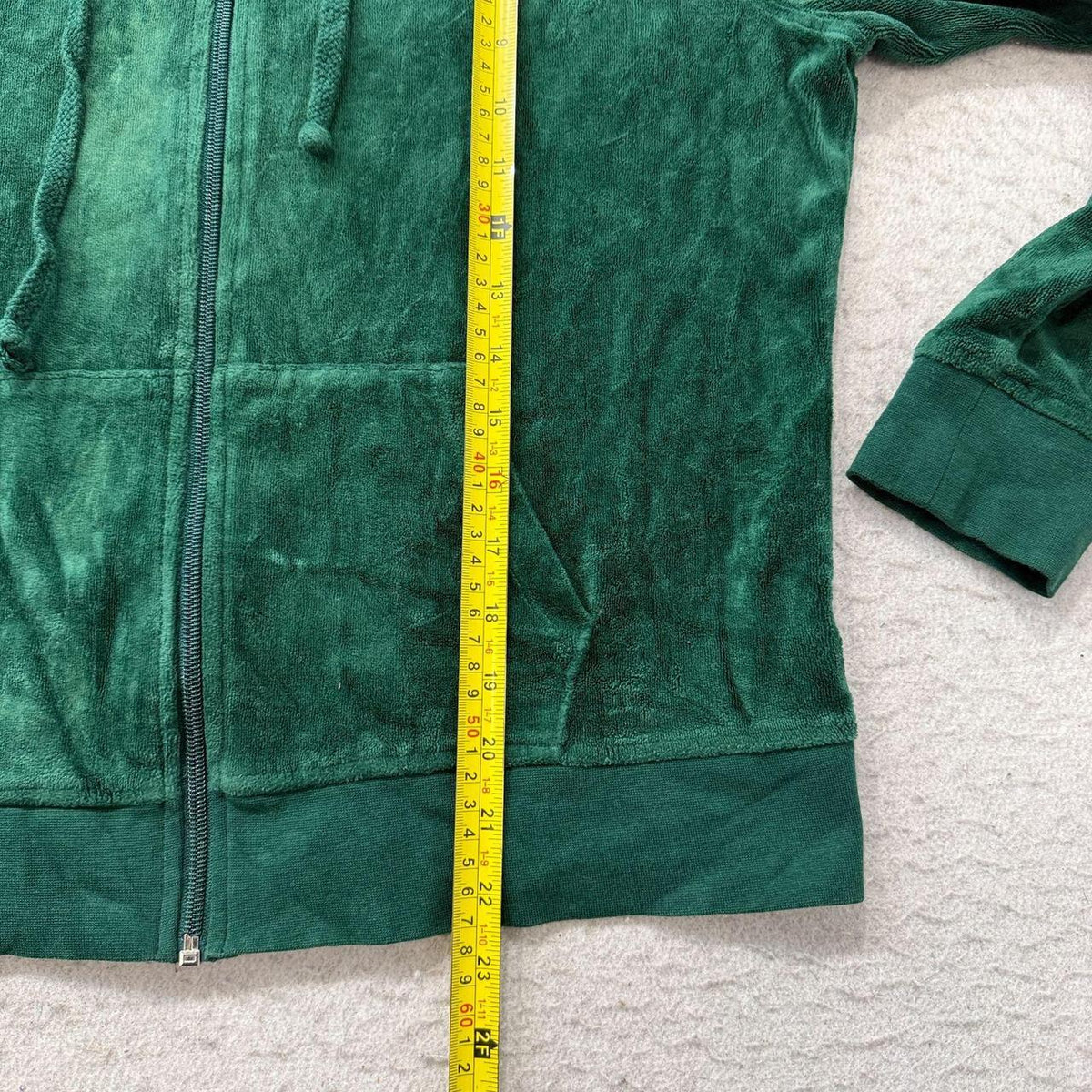 Vintage Y2K 2000's Women's Juicy Couture Forest Green Boxy Velour Zip Up Hoodie