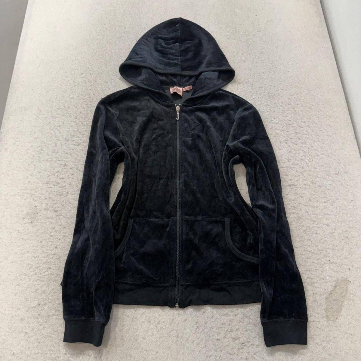 Vintage Y2K 2000's Women's Juicy Couture Black Velvet Boxy Zip Up Hoodie
