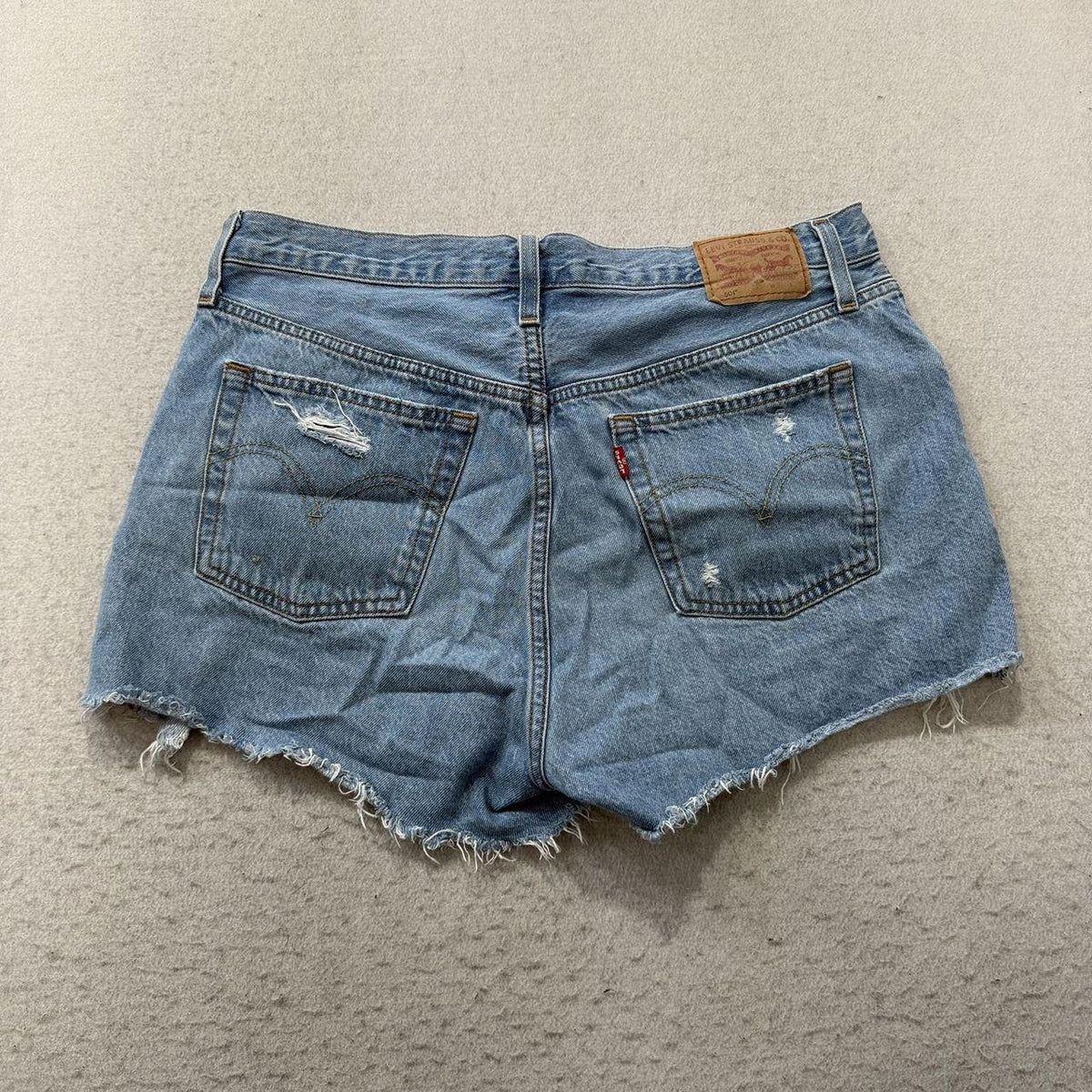 Vintage Y2K 2000's Levi's Faded Distressed Baggy Denim Shorts