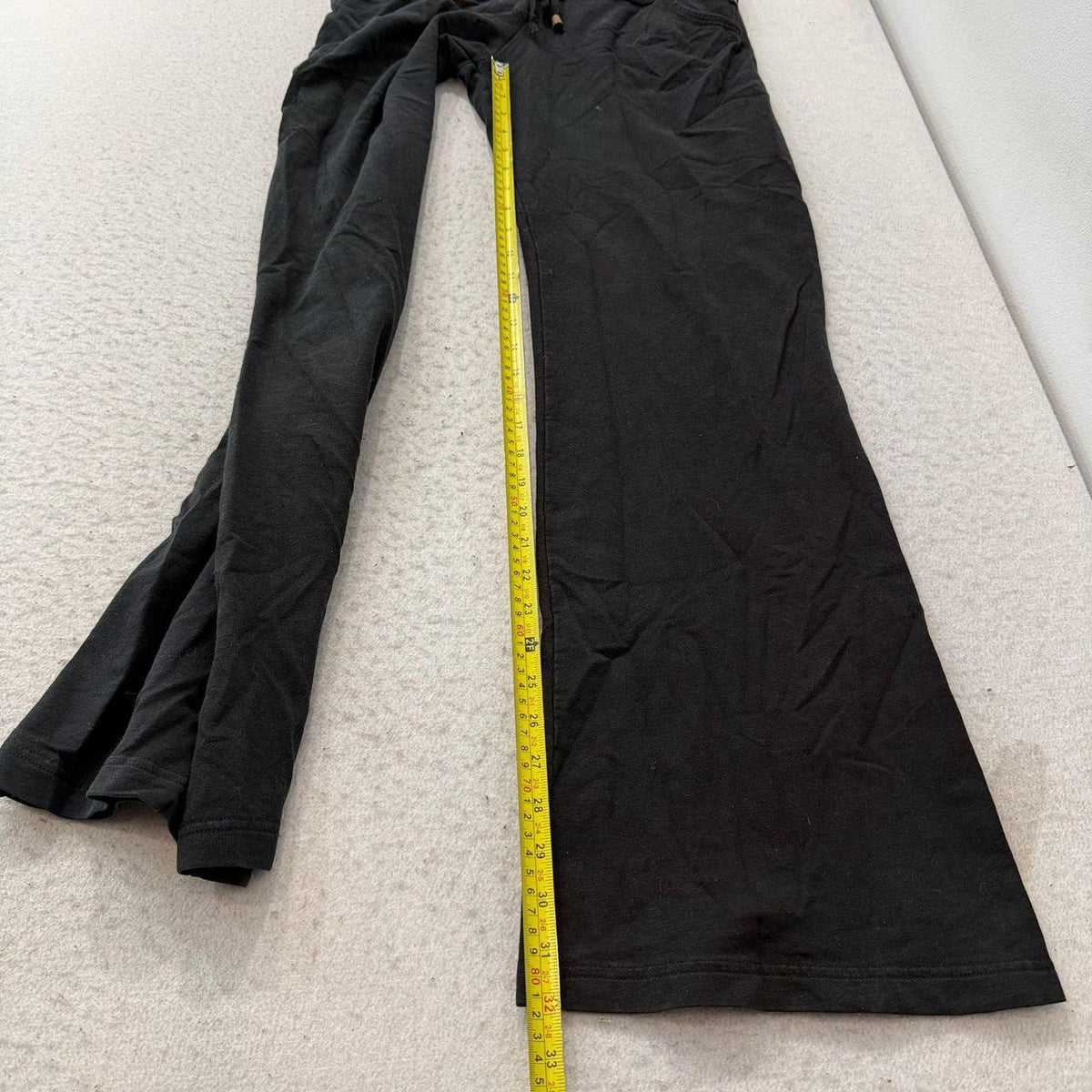 Vintage Y2K 2000's Women's Black Baggy Cargo Pants Cat Logo