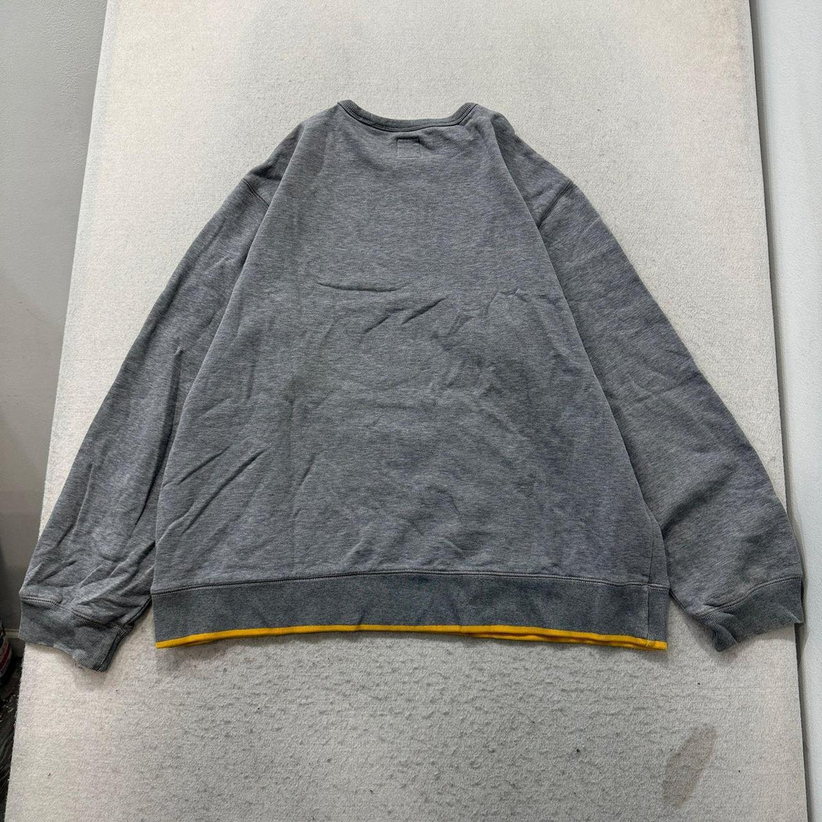 Vintage Y2K 2000's Nautica Grey Boxy Crewneck Sweatshirt