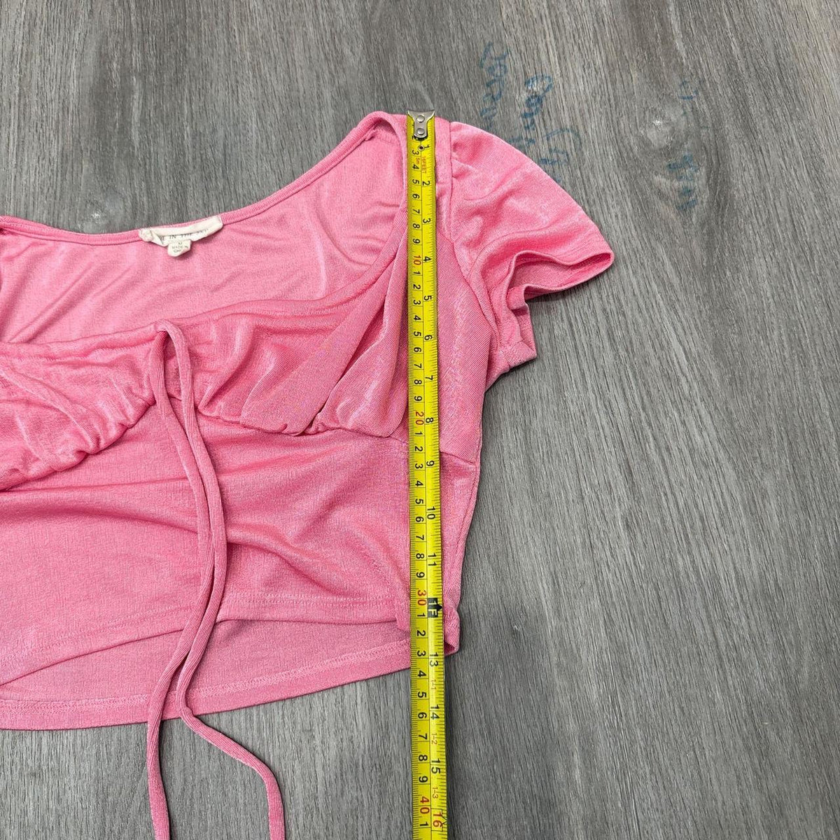 Vintage Y2K 2000's Women's Pie in the Sky Hot Pink Boxy Crop Top