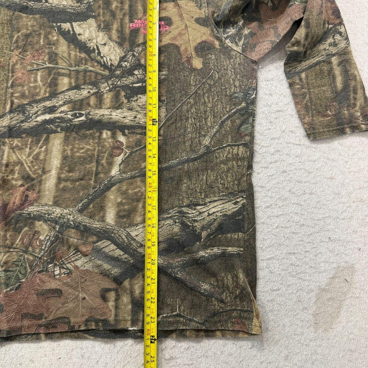 Vintage Y2K 2000's Mossy Oak Camo Faded Graphic Long Sleeve Tee