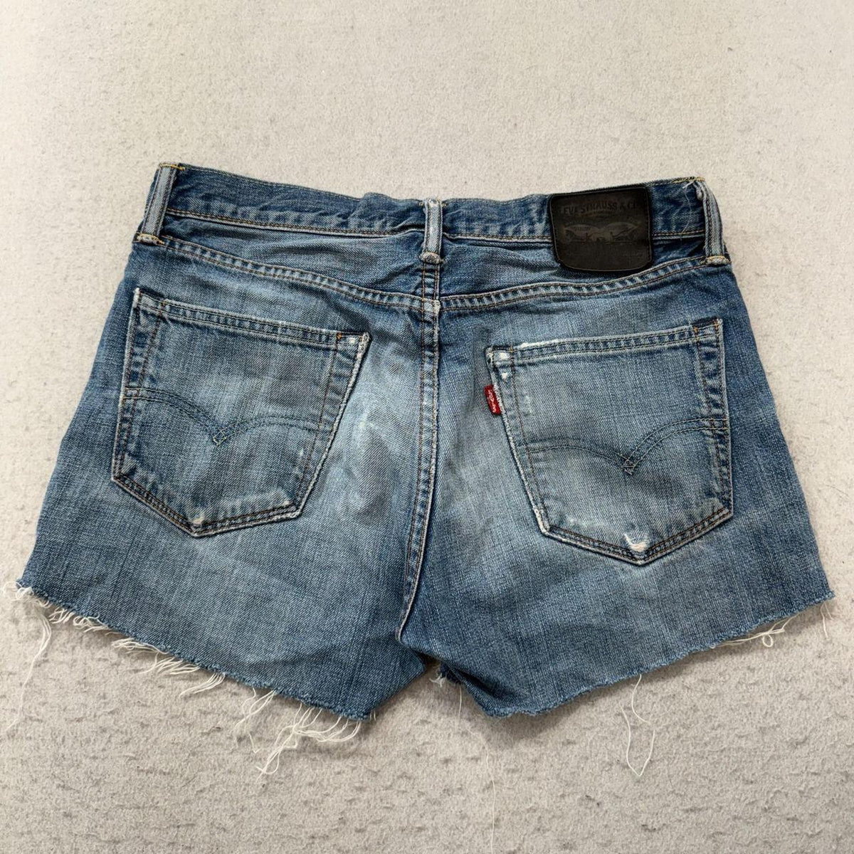 Vintage Y2K 2000's Women's Levi's Faded Open Leg Denim Shorts
