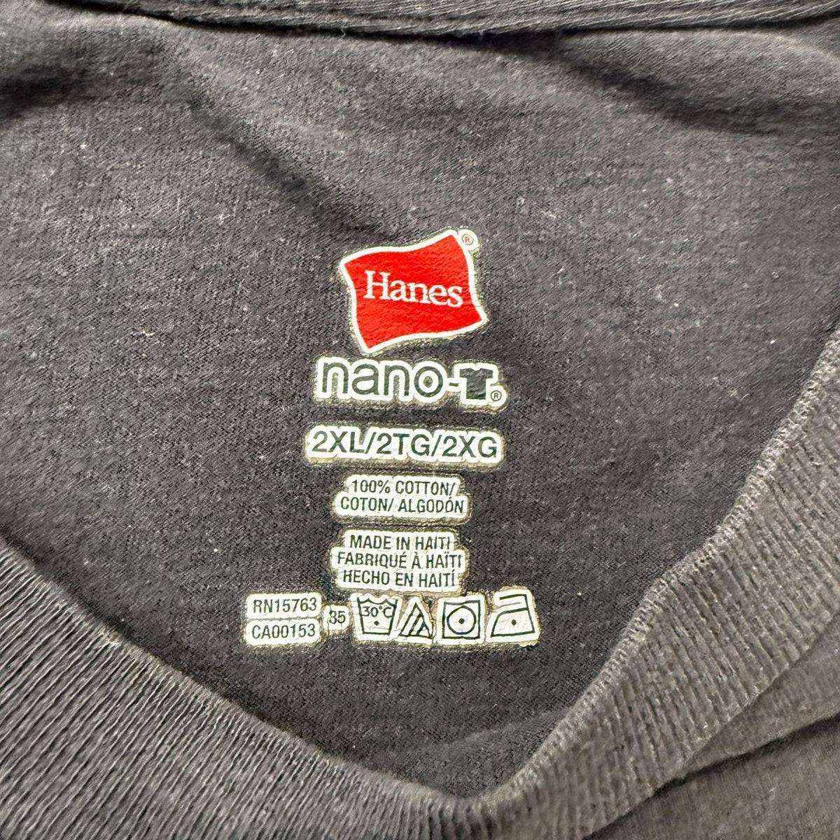 Vintage Y2K 2000's Hanes Black Faded Skull Graphic Tee