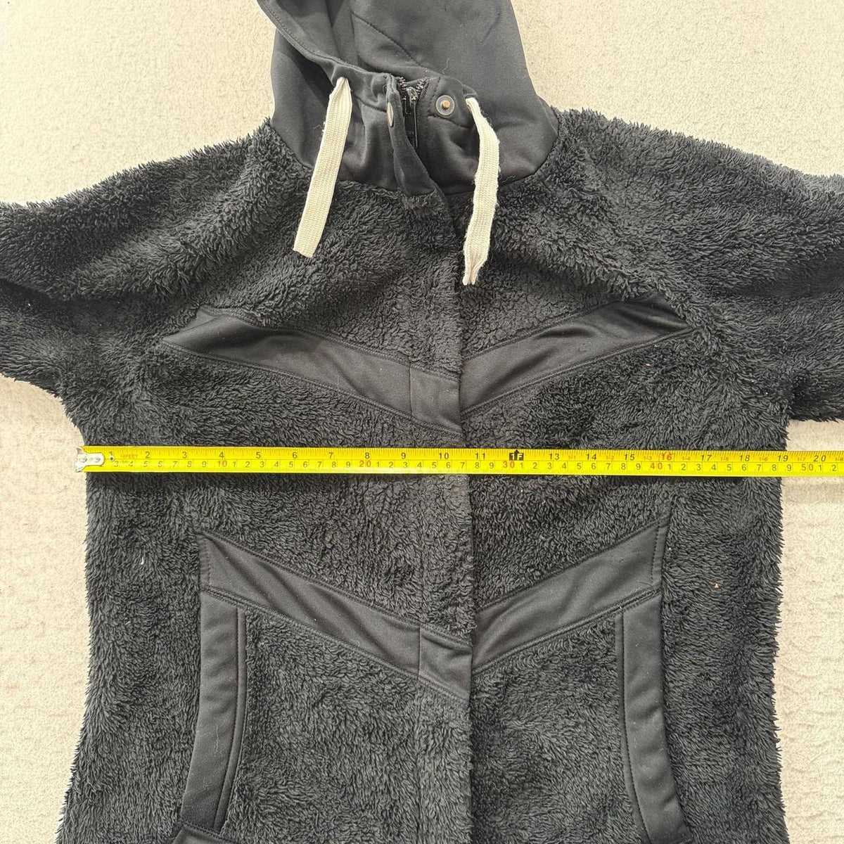 Vintage Y2K 2000's Women's Columbia Black Boxy Zip Up Fleece Jacket