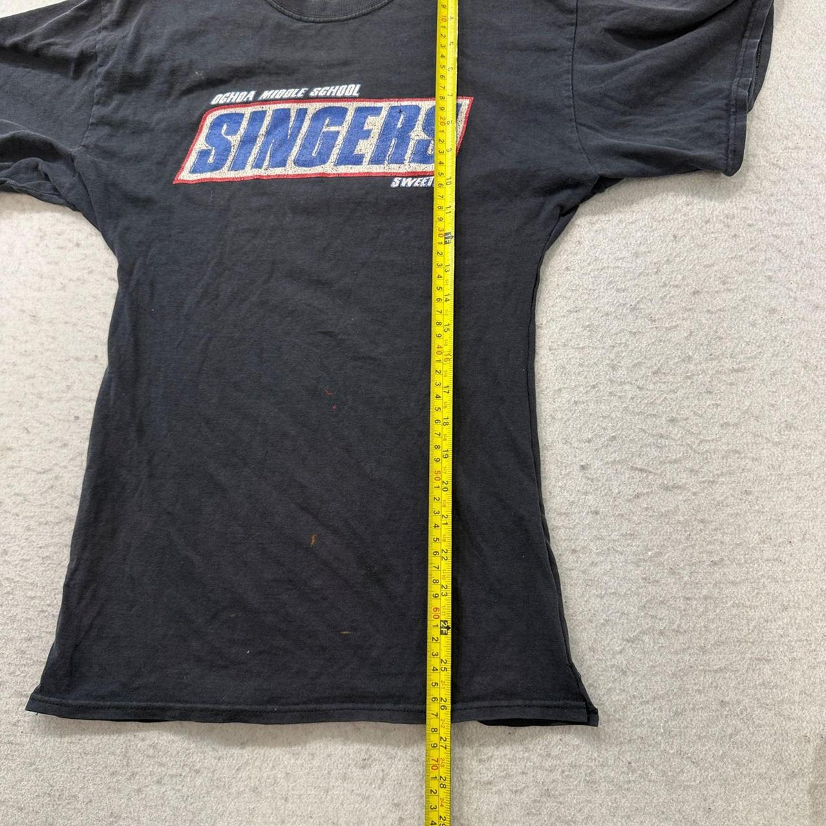 Vintage Y2K 2000's Women's Black Graphic Tee Oversized
