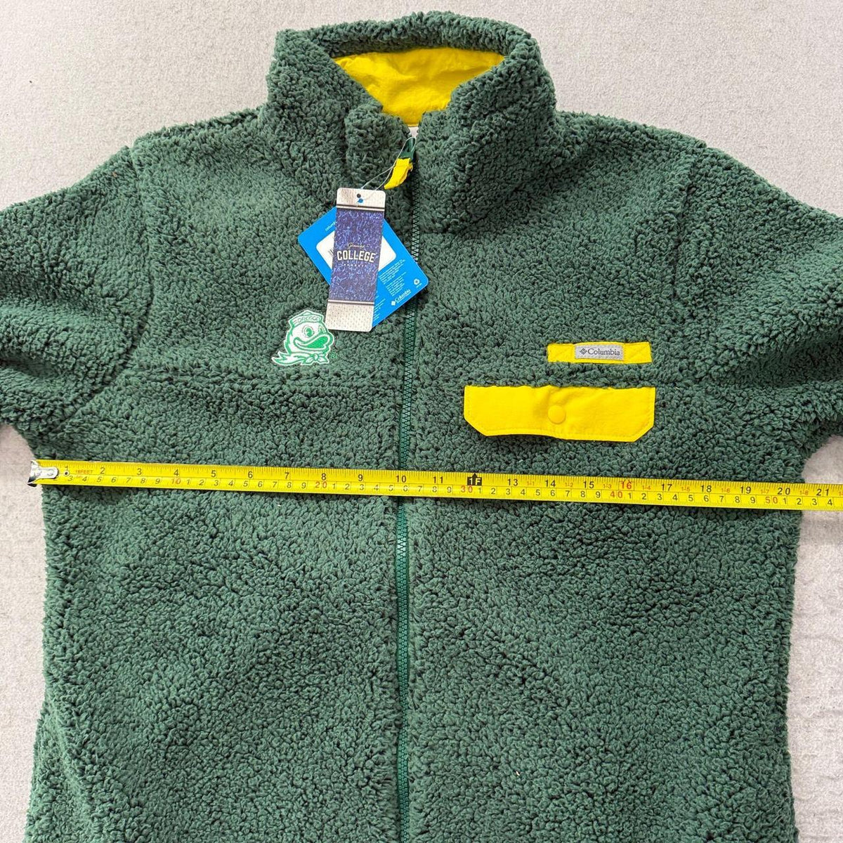 Vintage Y2K 2000's Columbia Forest Green Boxy Graphic Fleece Jacket
