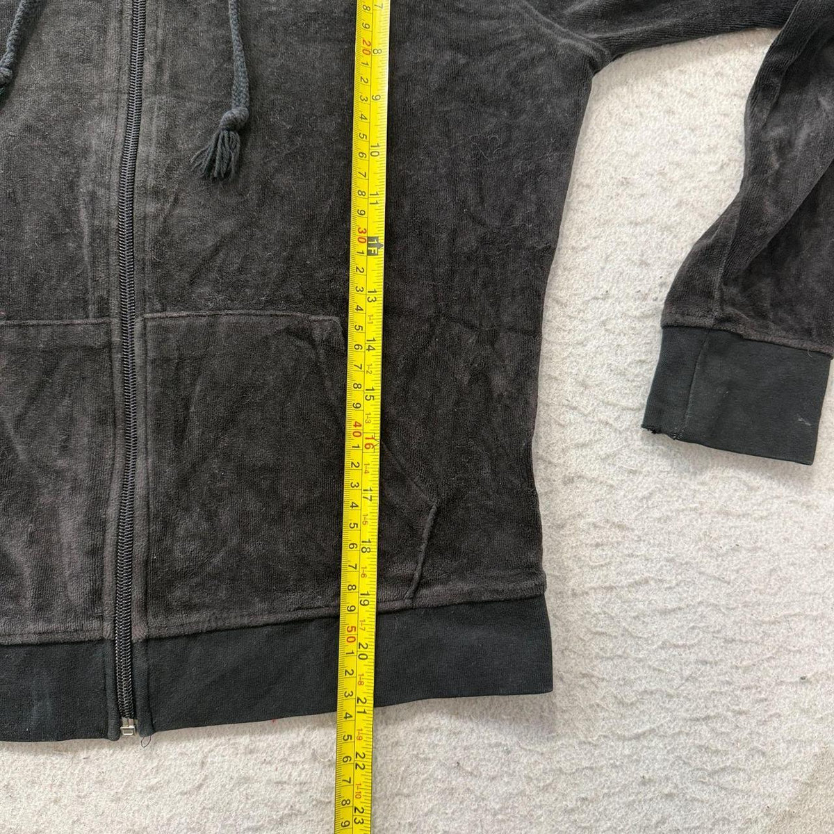 Vintage Y2K 2000's Women's Juicy Couture Charcoal Grey Boxy Zip Up Velour Hoodie