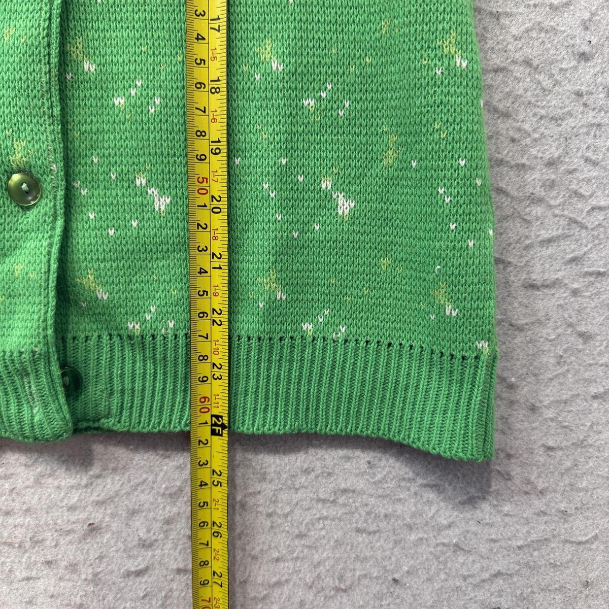 Vintage Y2K 2000's Women's Bright Green Boxy Speckled Cardigan Sweater