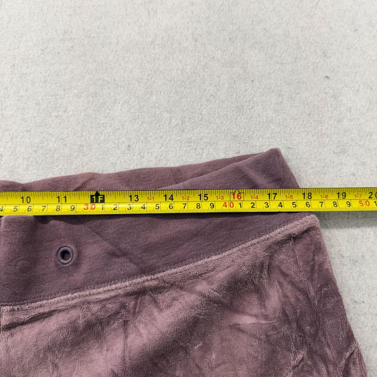 Vintage Y2K 2000's Juicy Couture Mauve Baggy Velour Track Pants