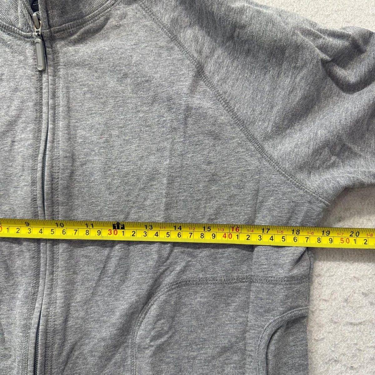 Vintage Y2K 2000's Women's Jones New York Boxy Grey Zip Up Track Jacket