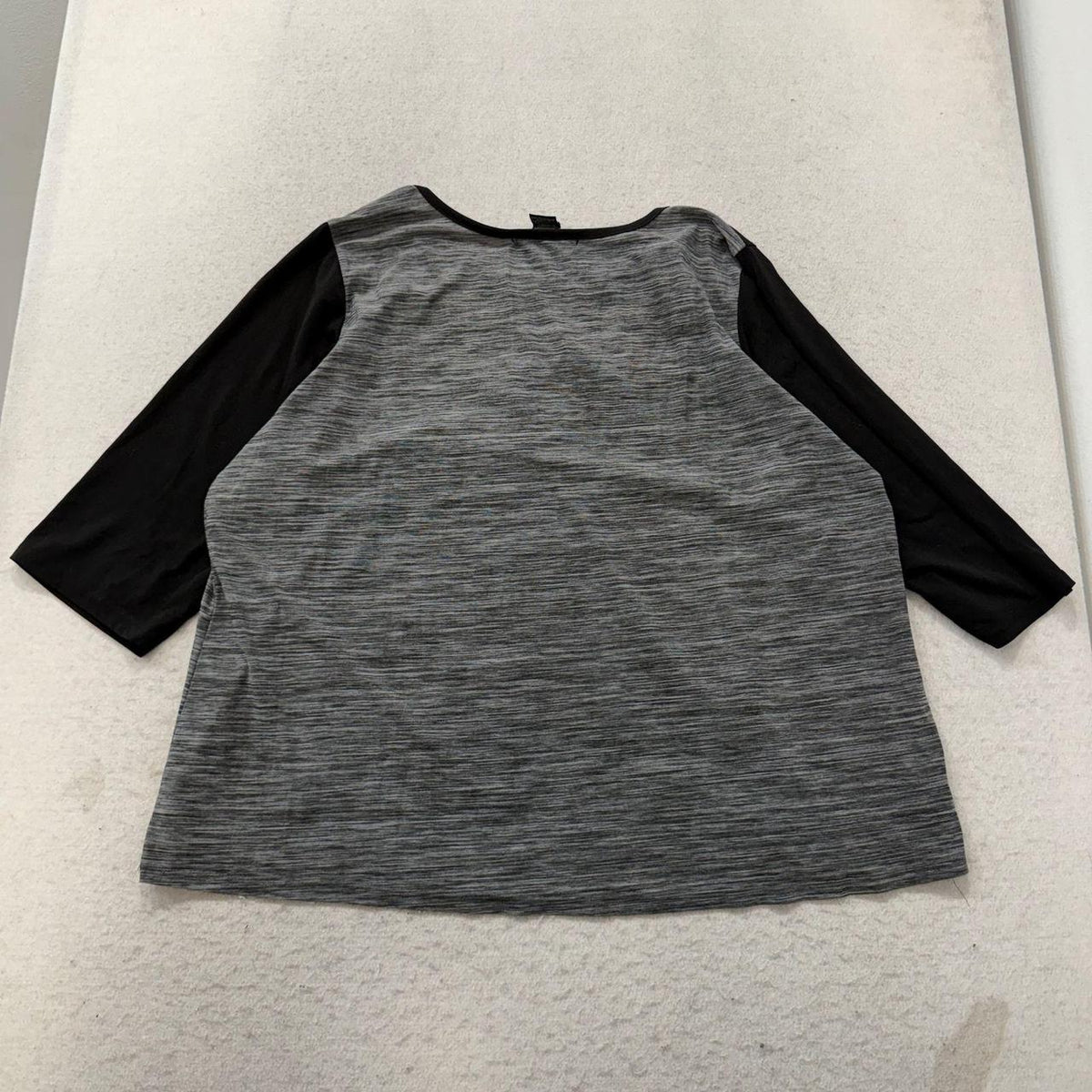 Vintage Y2K 2000's Women's Grey Studded Neckline 3/4 Sleeve Top
