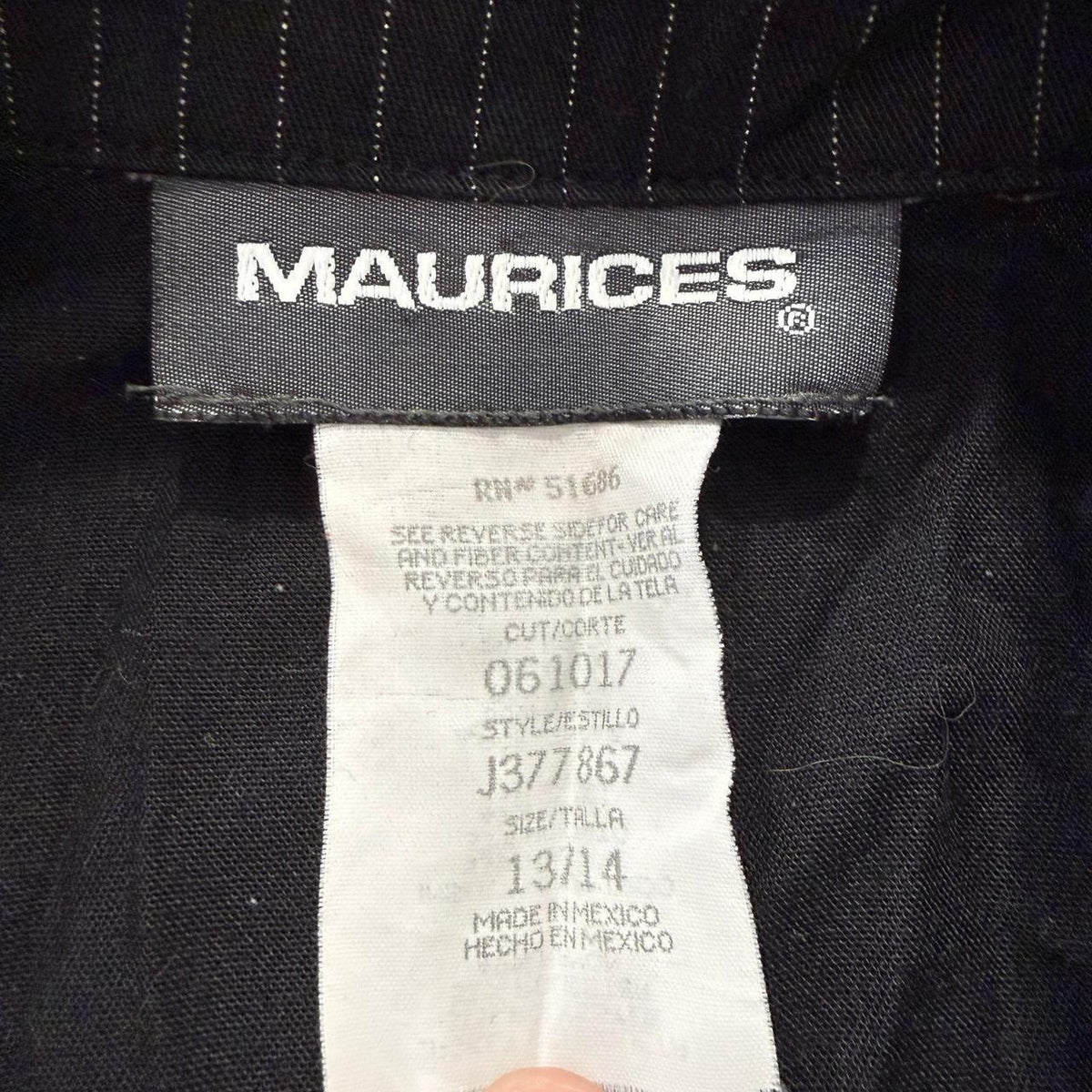 Vintage Y2K 2000's Women's Maurices Black Pinstripe Oversized Blazer