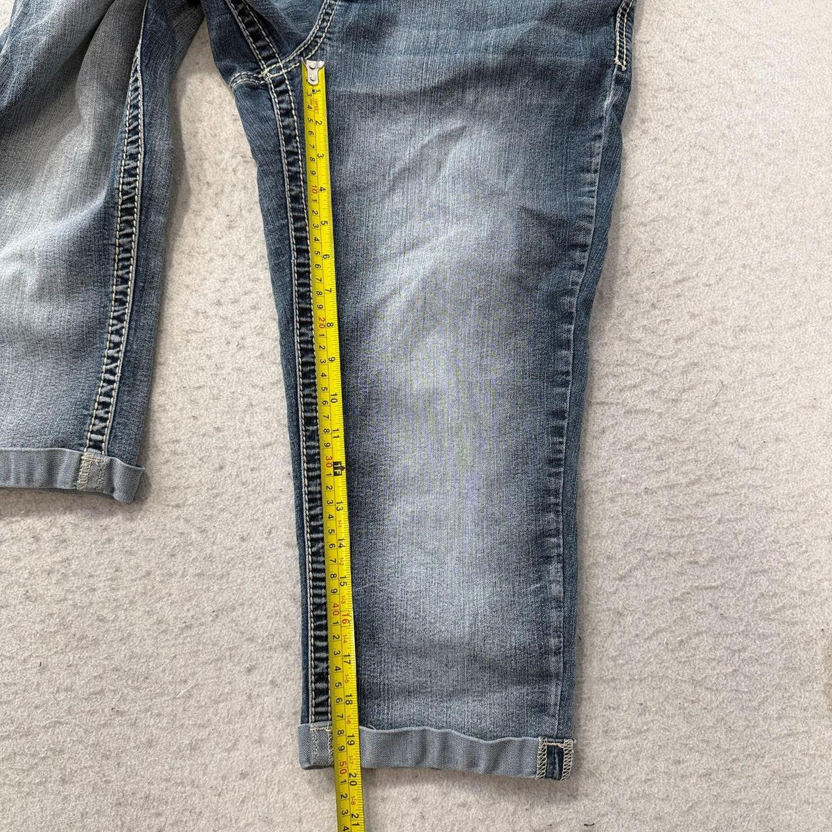 Vintage Y2K 2000's Maurices Faded Open Leg Capri Jeans