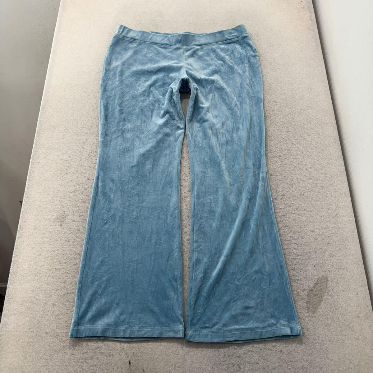 Vintage Y2K 2000's Women's Juicy Couture Light Blue Flare Velour Pants