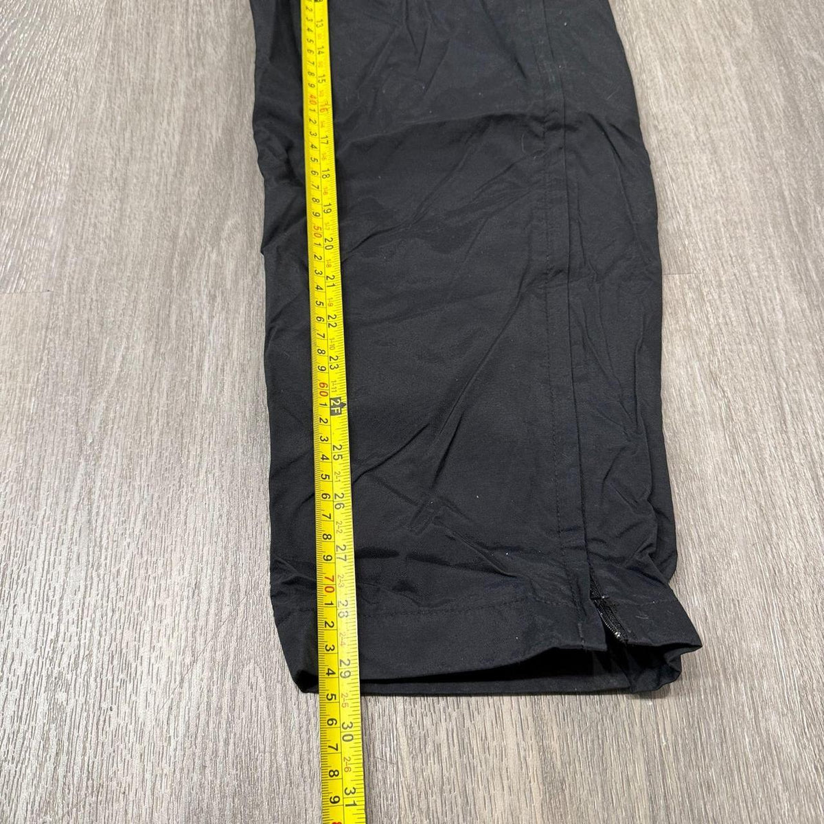 Vintage Y2K 2000's Regatta Black Baggy Insulated Nylon Pants