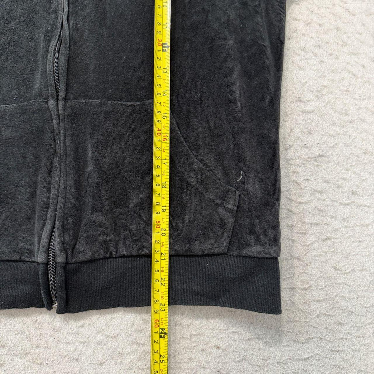 Vintage Y2K 2000's Women's Juicy Couture Black Boxy Zip Up Velour Hoodie