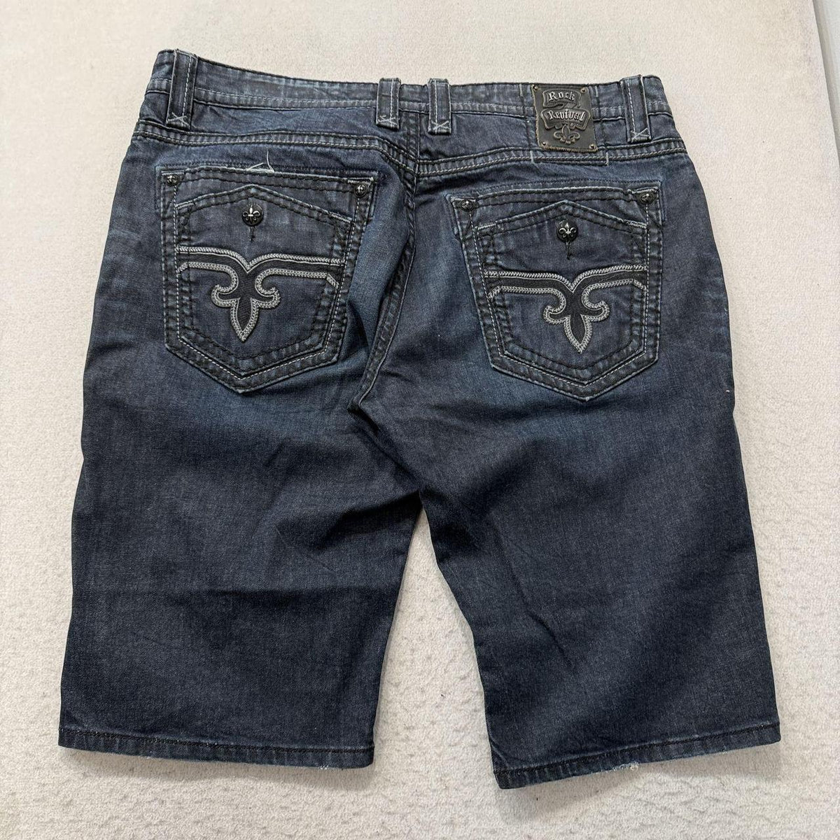 Vintage Y2K 2000's Rock Revival Dark Wash Baggy Denim Shorts