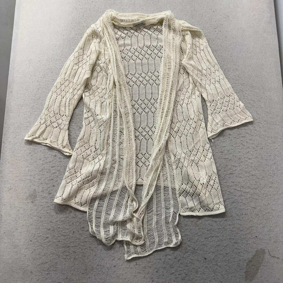 Vintage Y2K 2000's Women's Oversized Cream Lace Cardigan