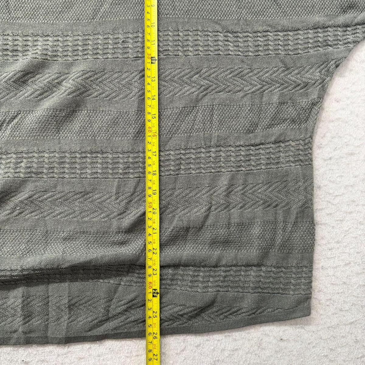 Vintage Y2K 2000's Women's Anai Sage Green Oversized Knit Sweater