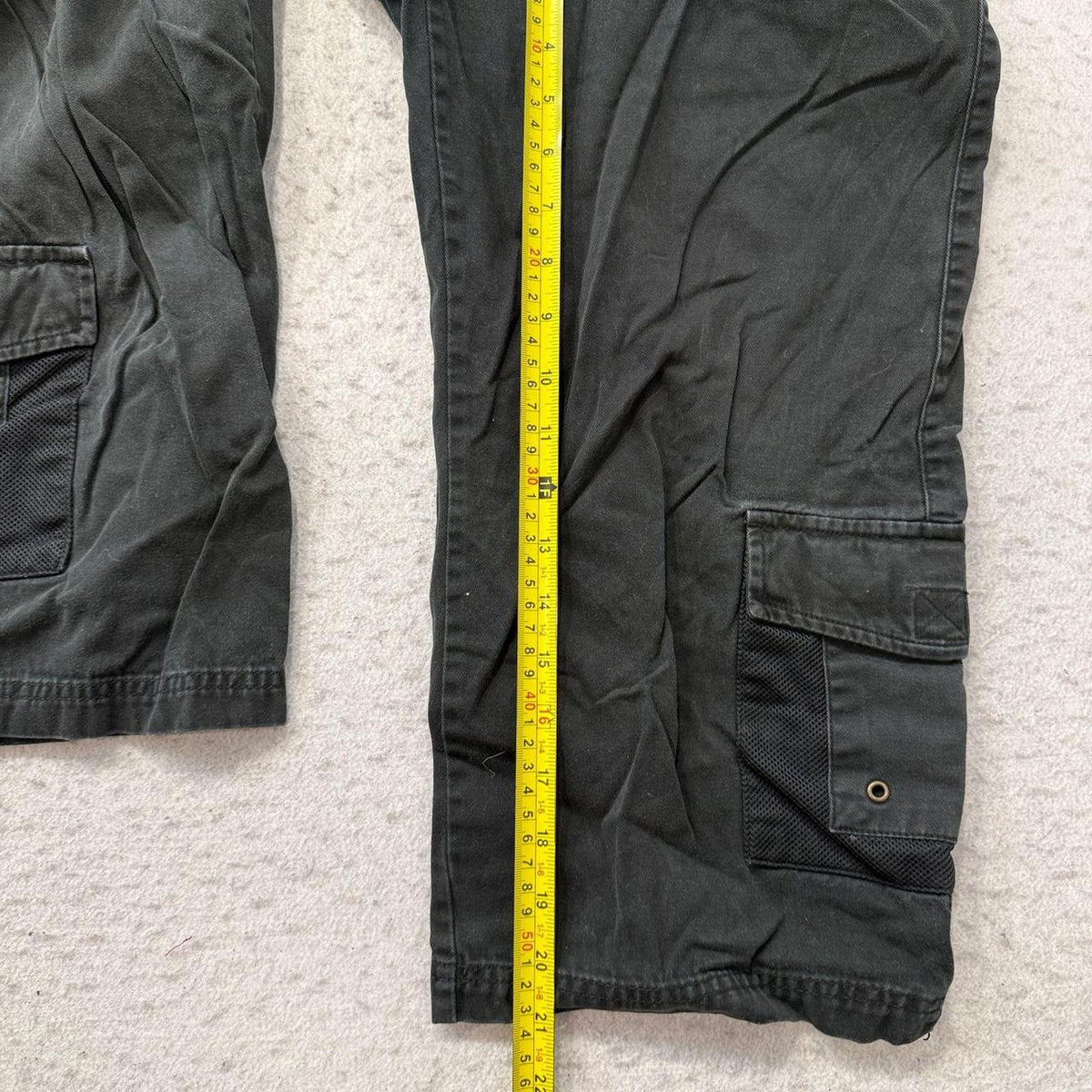 Vintage Y2K 2000's Women's Baggy Black Cargo Pants