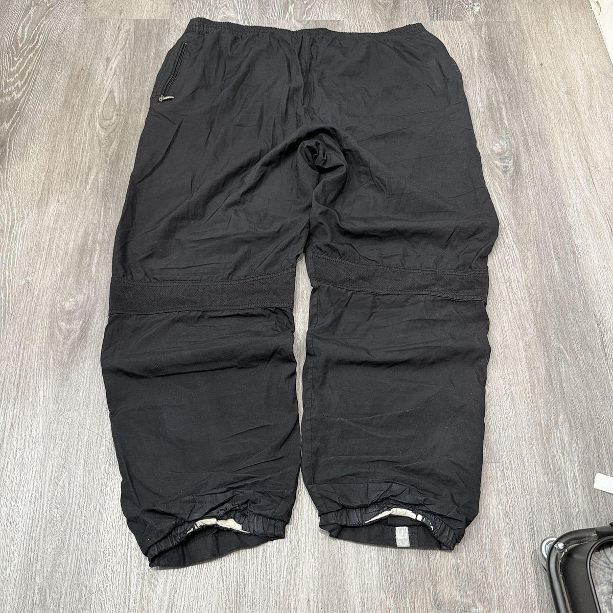 Vintage Y2K 2000's Black Baggy Cargo Pants