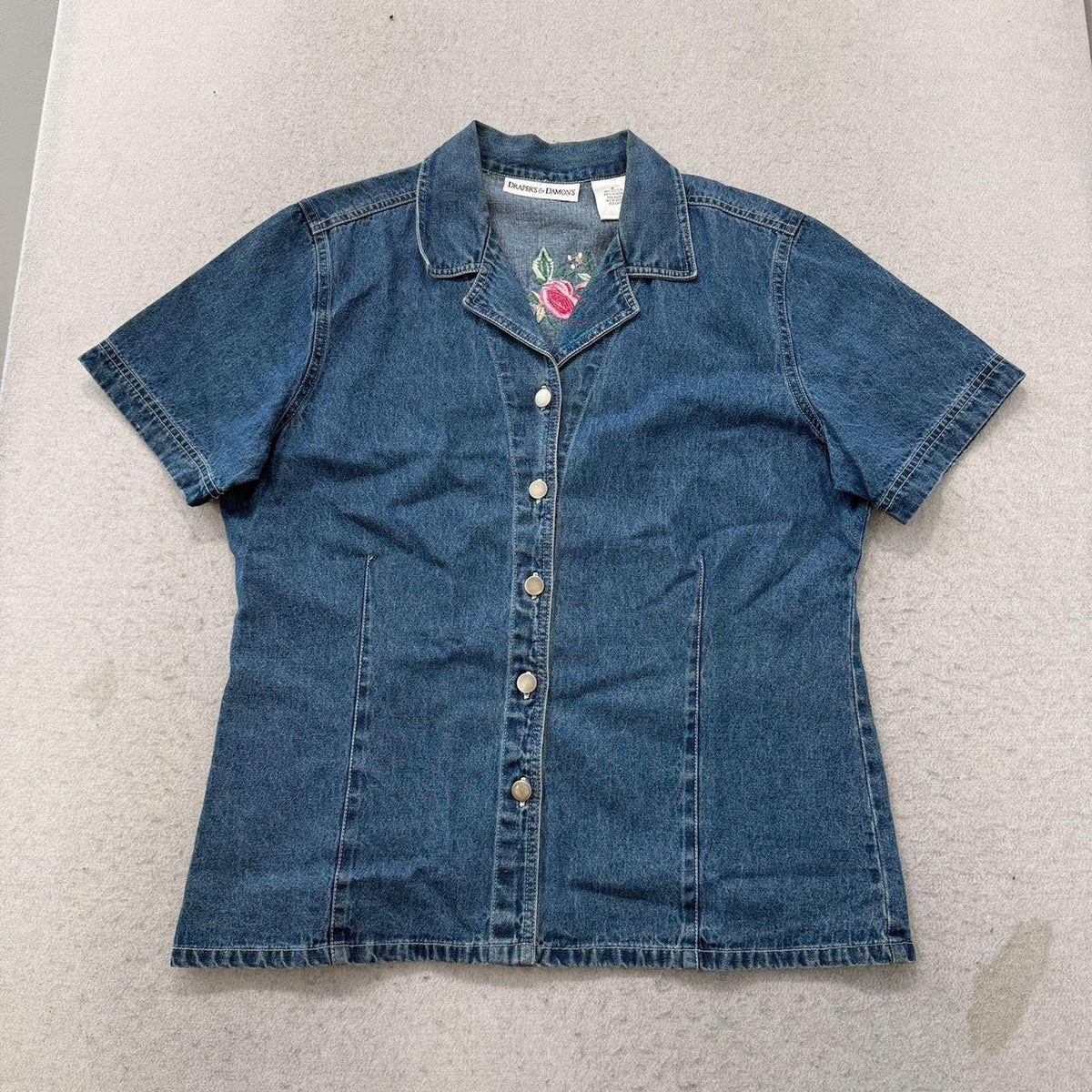 Vintage Y2K 2000's Women's Boxy Faded Floral Embroidery Denim Shirt