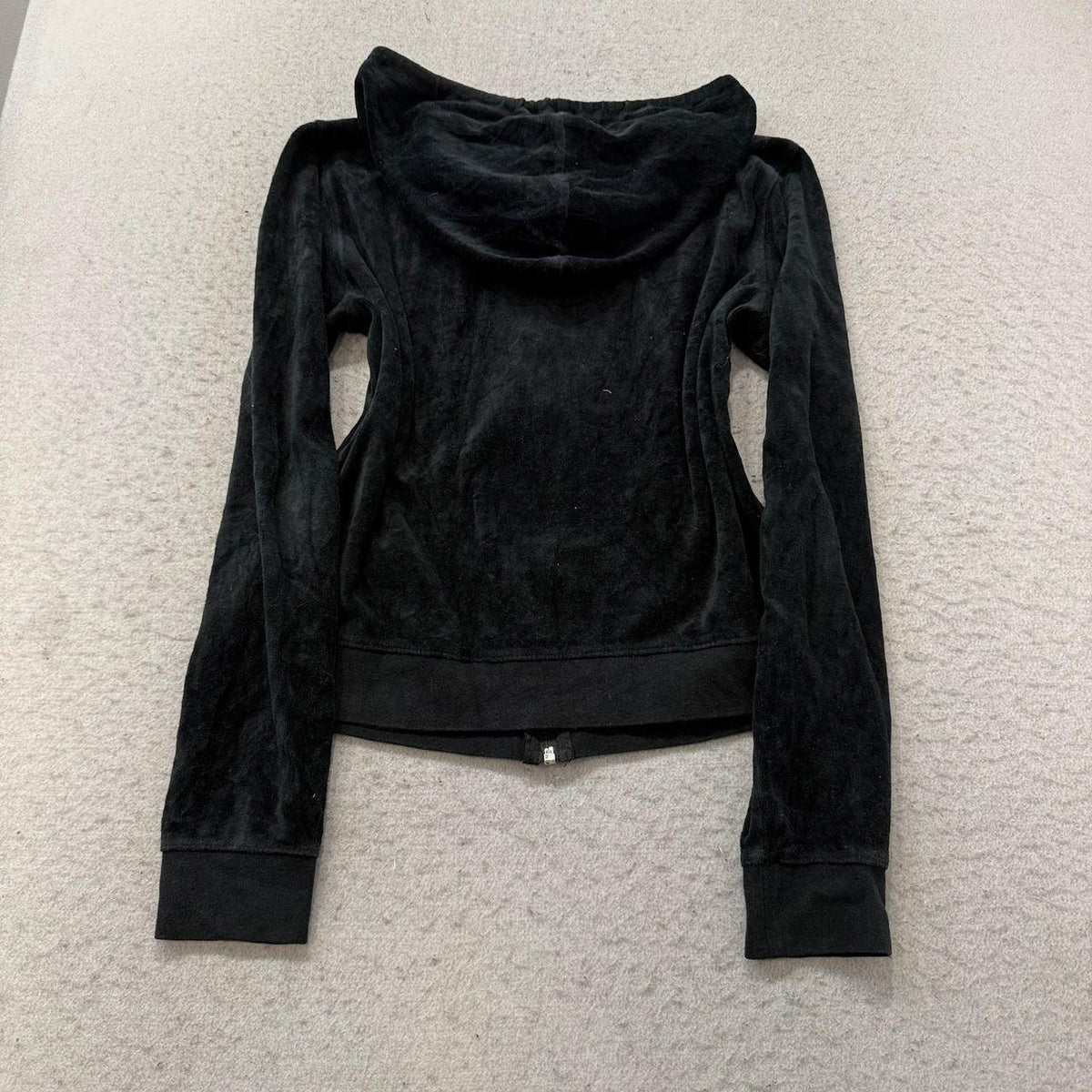 Vintage Y2K 2000's Women's Juicy Couture Black Velour Boxy Zip Up Hoodie