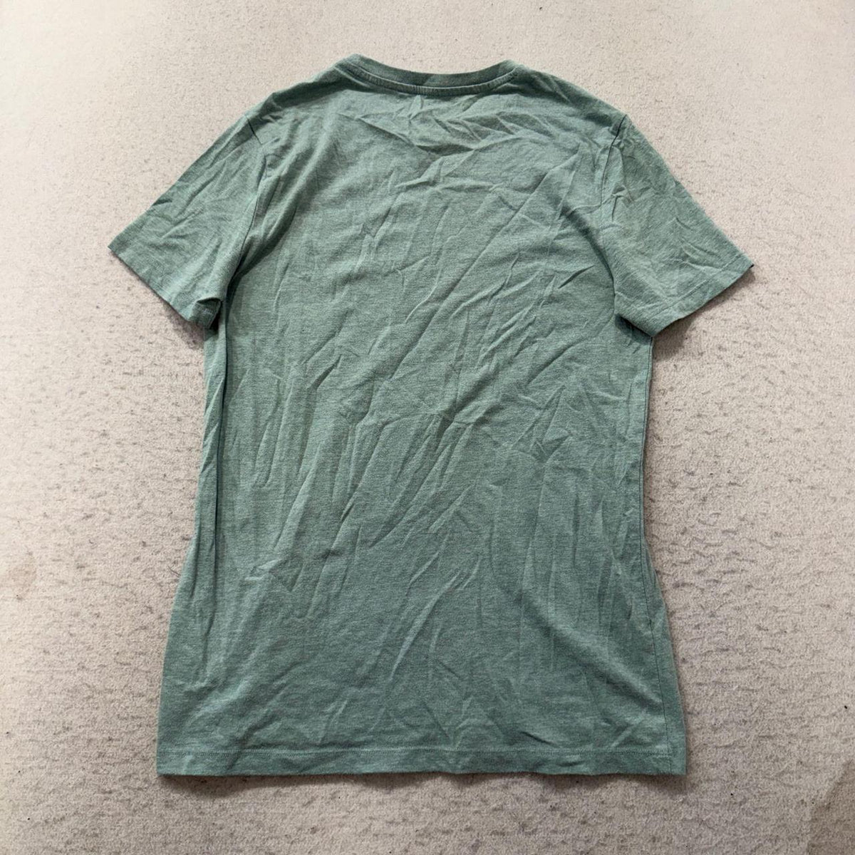 Vintage Y2K 2000's Women's Sage Green Boxy Blank Tee