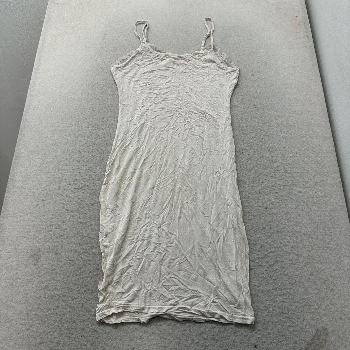 Vintage Y2K 2000's Women's Cream Off-White Camisole Tank Top