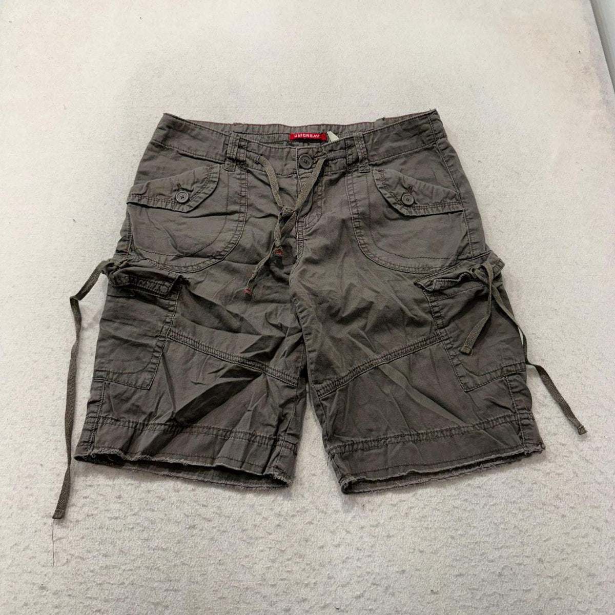 Vintage Y2K 2000's Unionbay Grey Baggy Faded Cargo Shorts