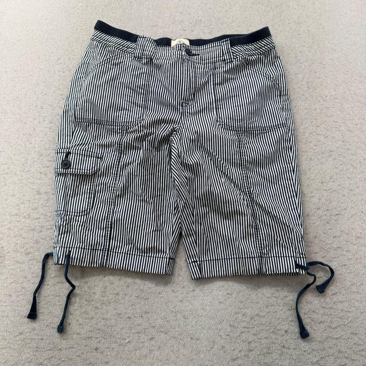 Vintage Y2K 2000's Women's Baggy Navy Striped Cargo Shorts