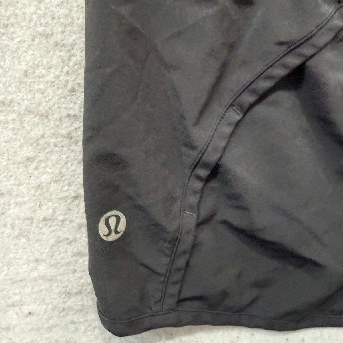 Vintage Y2K 2000's Women's Lululemon Black Baggy Athletic Shorts