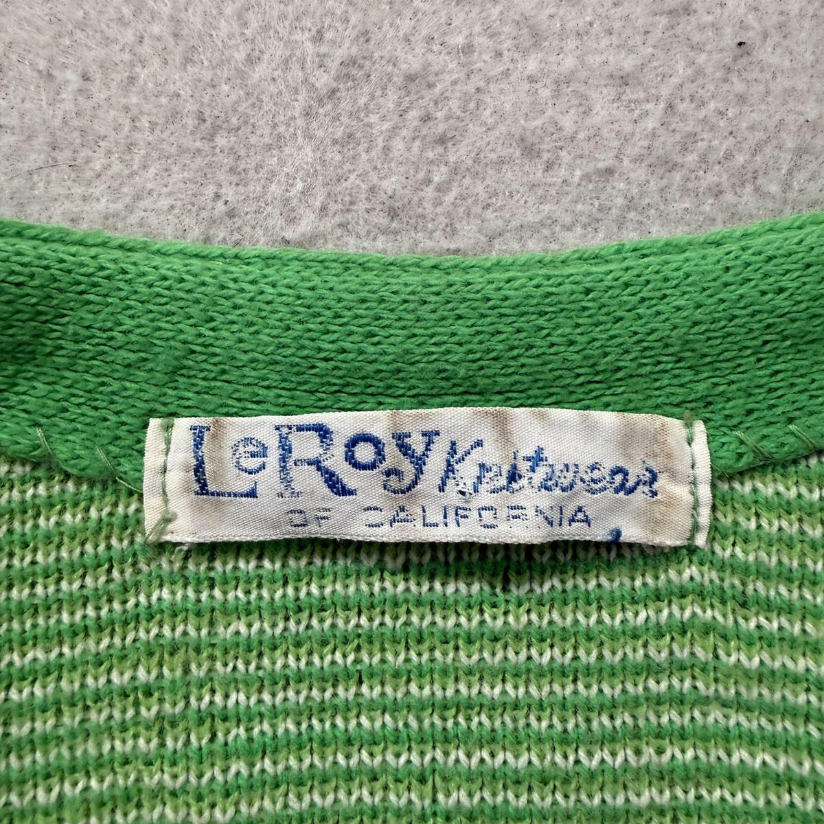 Vintage Y2K 2000's Women's Bright Green Boxy Speckled Cardigan Sweater