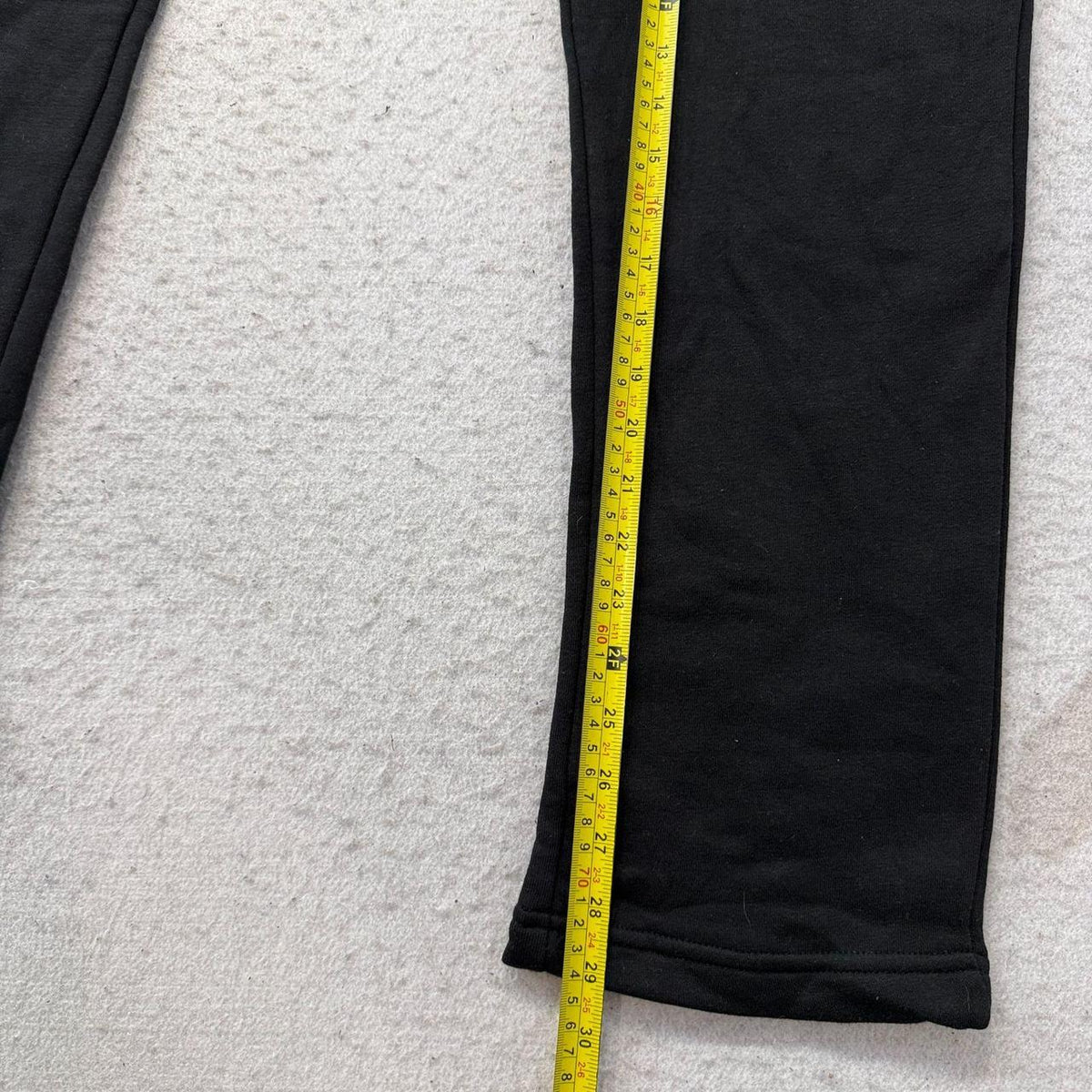Vintage Y2K 2000's Black Baggy Graphic Tiger Sweatpants