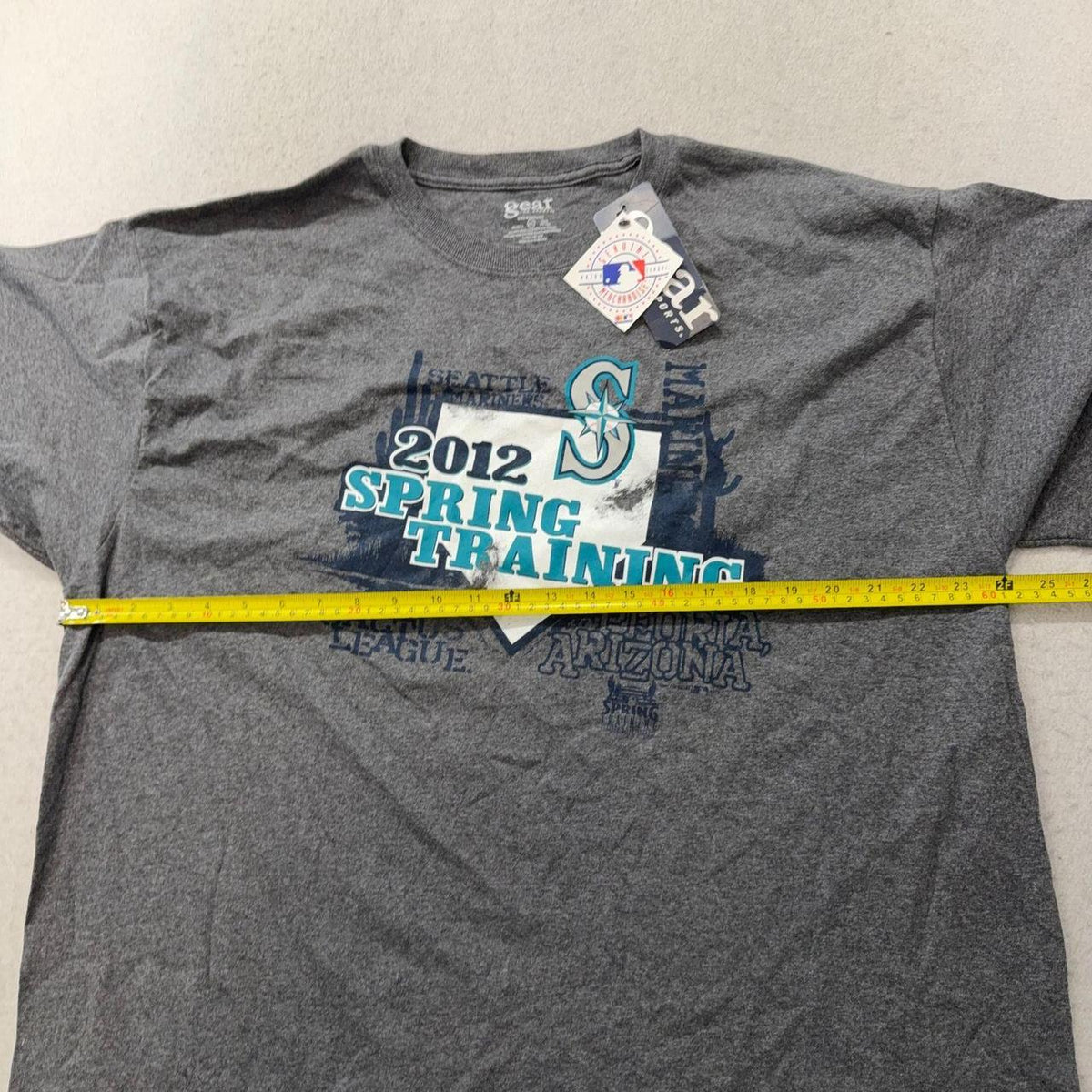 Vintage Y2K 2000's Gear for Sports Grey Graphic Tee Seattle Mariners