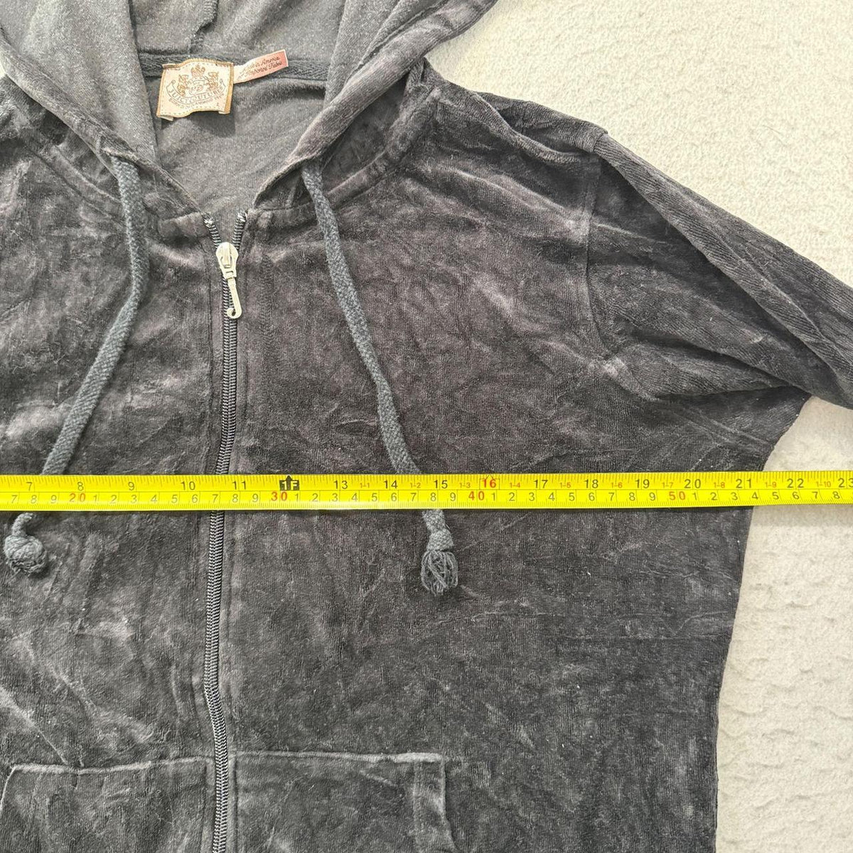 Vintage Y2K 2000's Women's Juicy Couture Black Velour Zip Up Hoodie