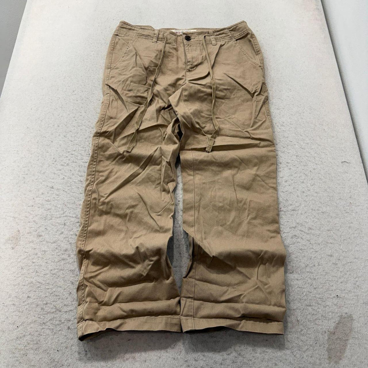 Vintage Y2K 2000's Women's GH Bass Khaki Tan Cargo Pants