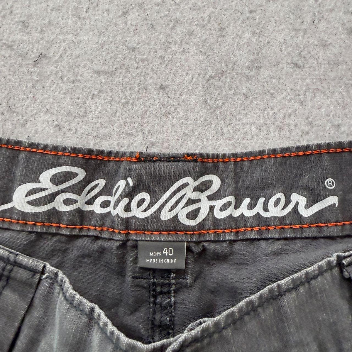 Vintage Y2K 2000's Eddie Bauer Charcoal Grey Baggy Cargo Shorts