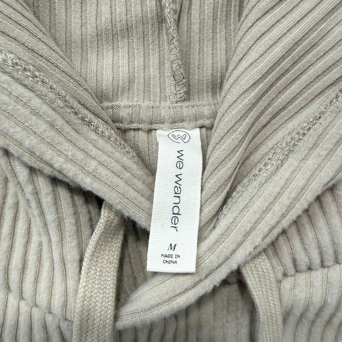 Vintage Y2K 2000's Women's Cream Oversized Ribbed Pullover Hoodie