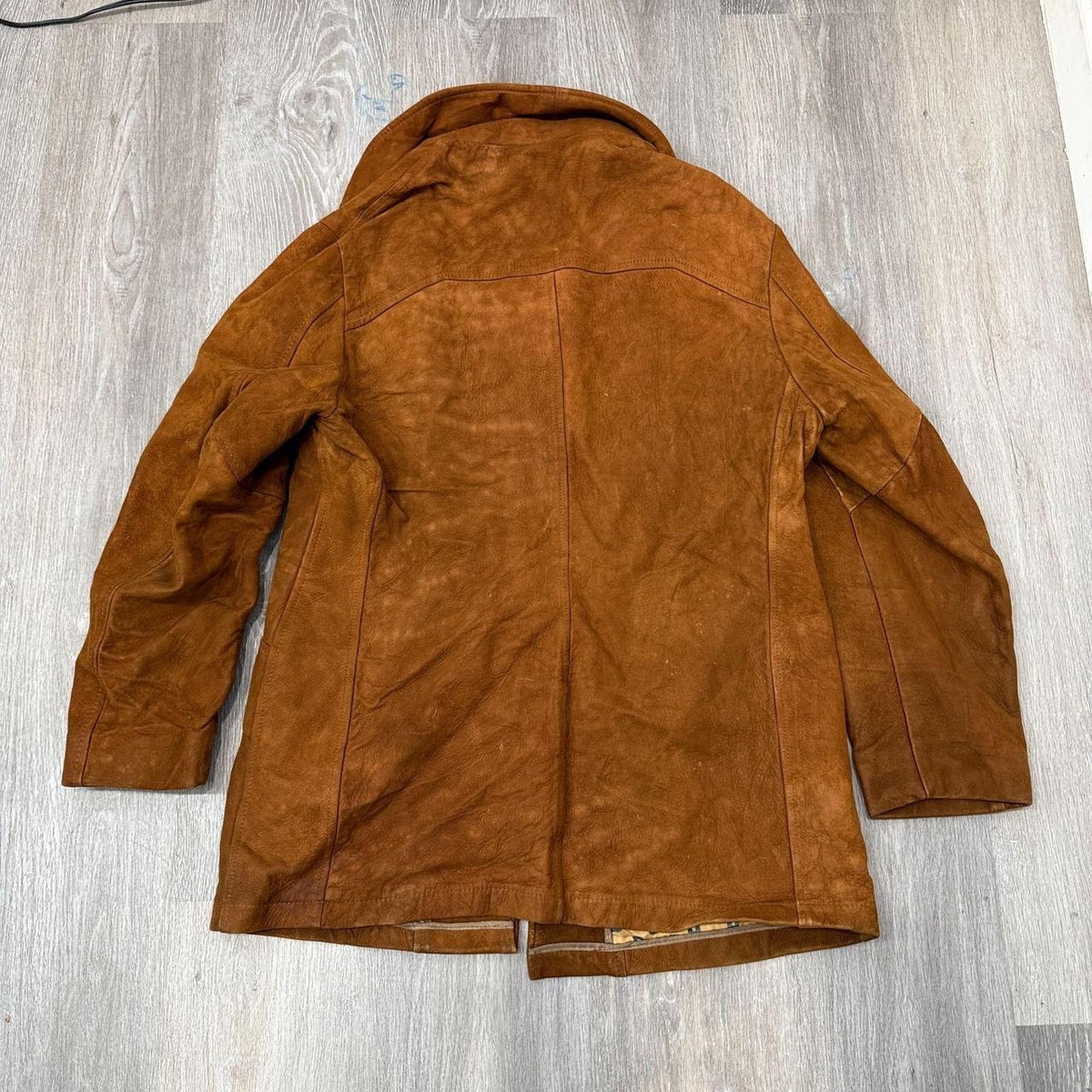 Vintage Y2K 2000's Women's Cognac Brown Boxy Suede Jacket