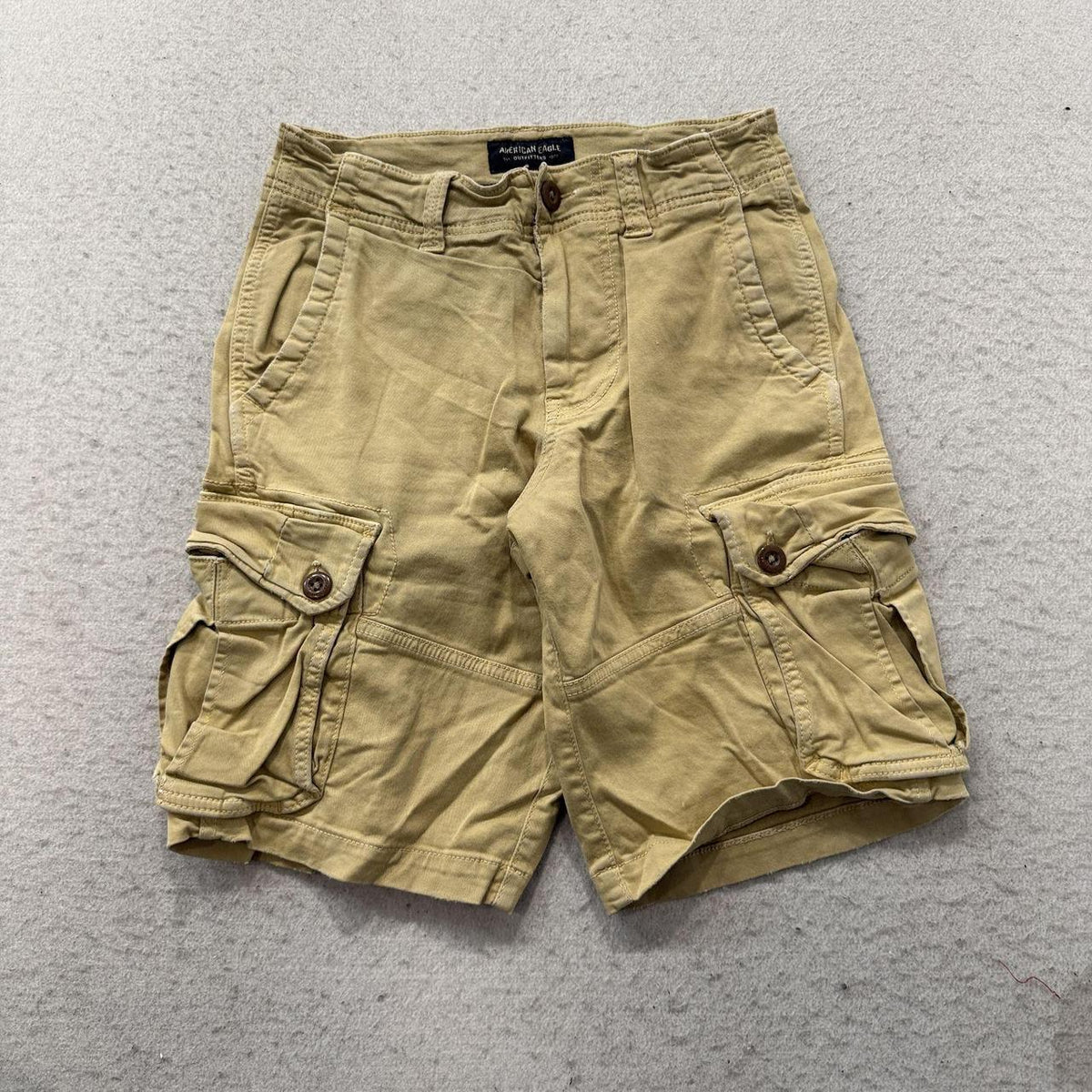 Vintage Y2K 2000's American Eagle Khaki Baggy Cargo Shorts